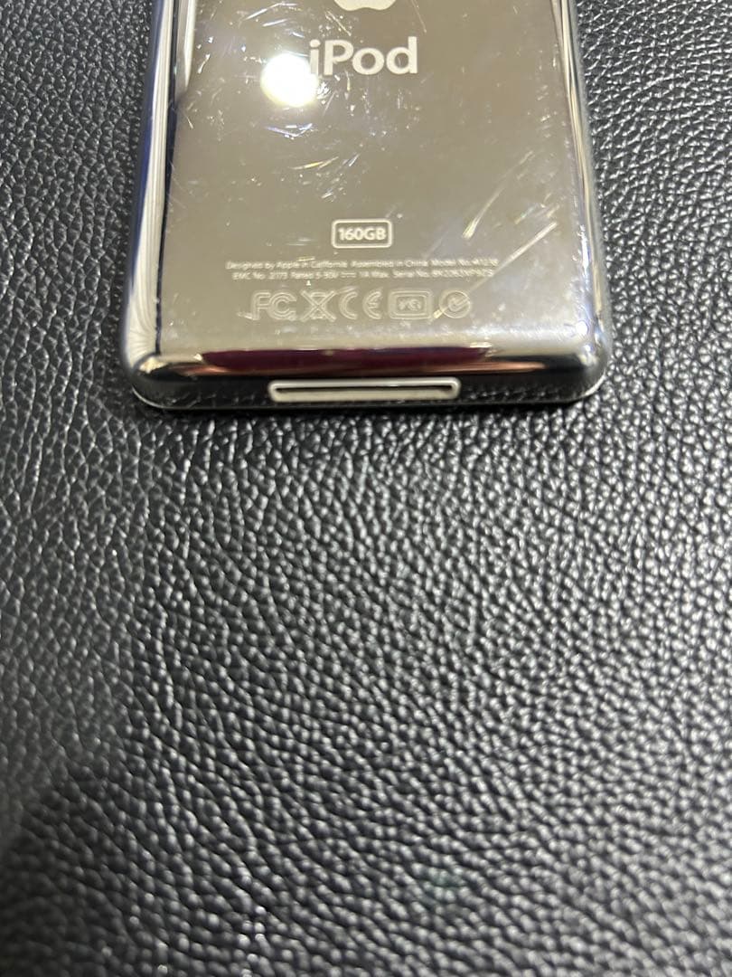 Apple iPod Classic 160GB + Beatsヘッドフォン