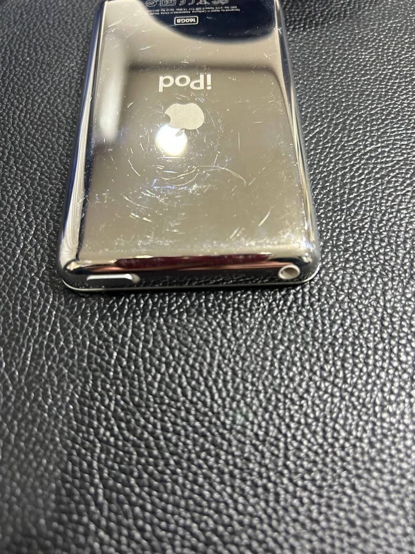 Apple iPod Classic 160GB + Beatsヘッドフォン