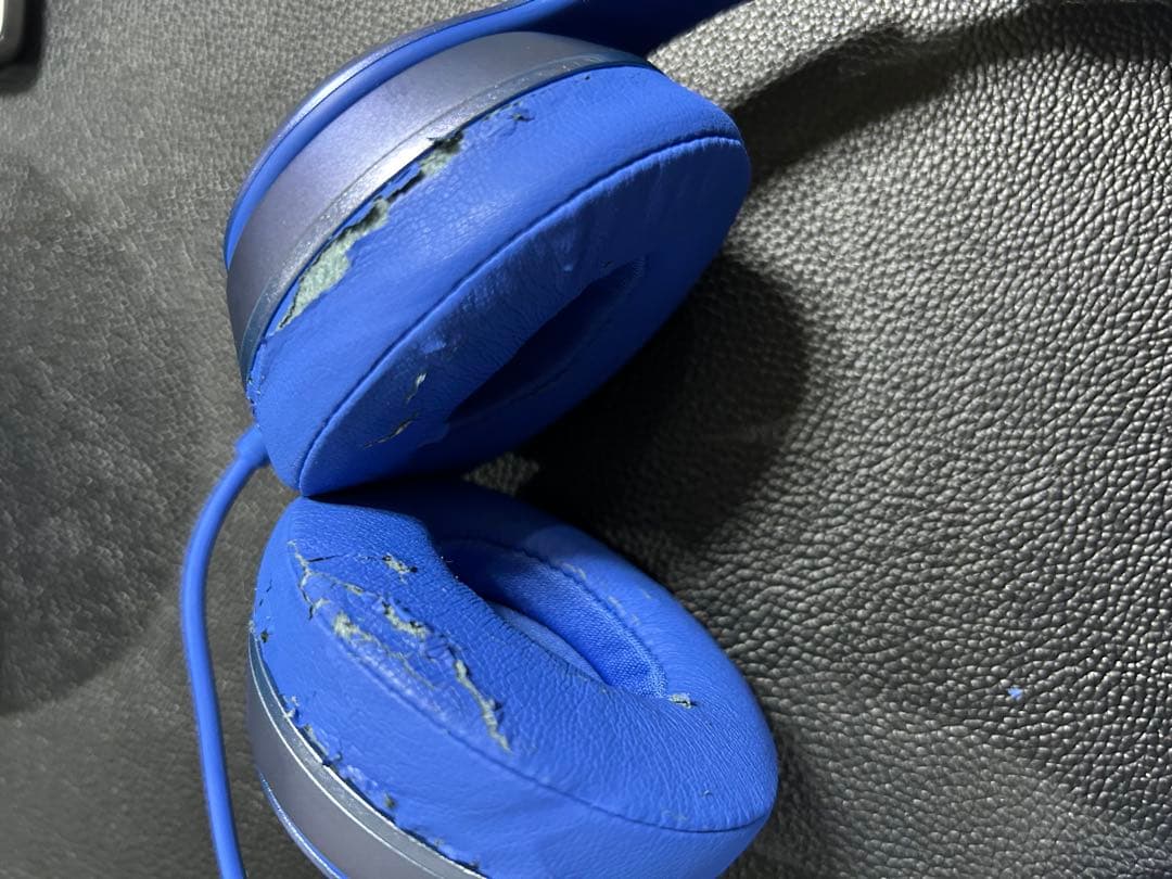 Apple iPod Classic 160GB + Beatsヘッドフォン