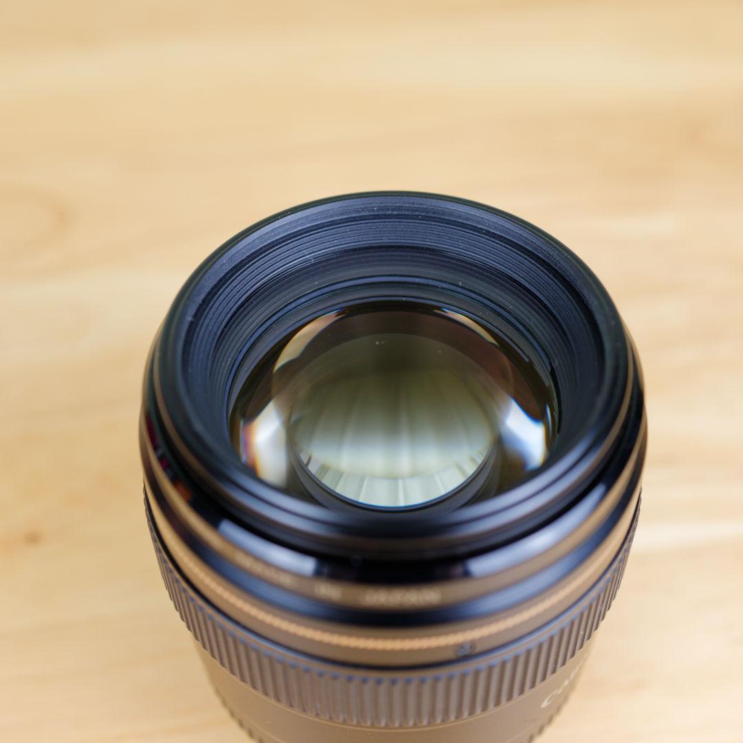 Canon EF 85mm f/1.8 レンズ