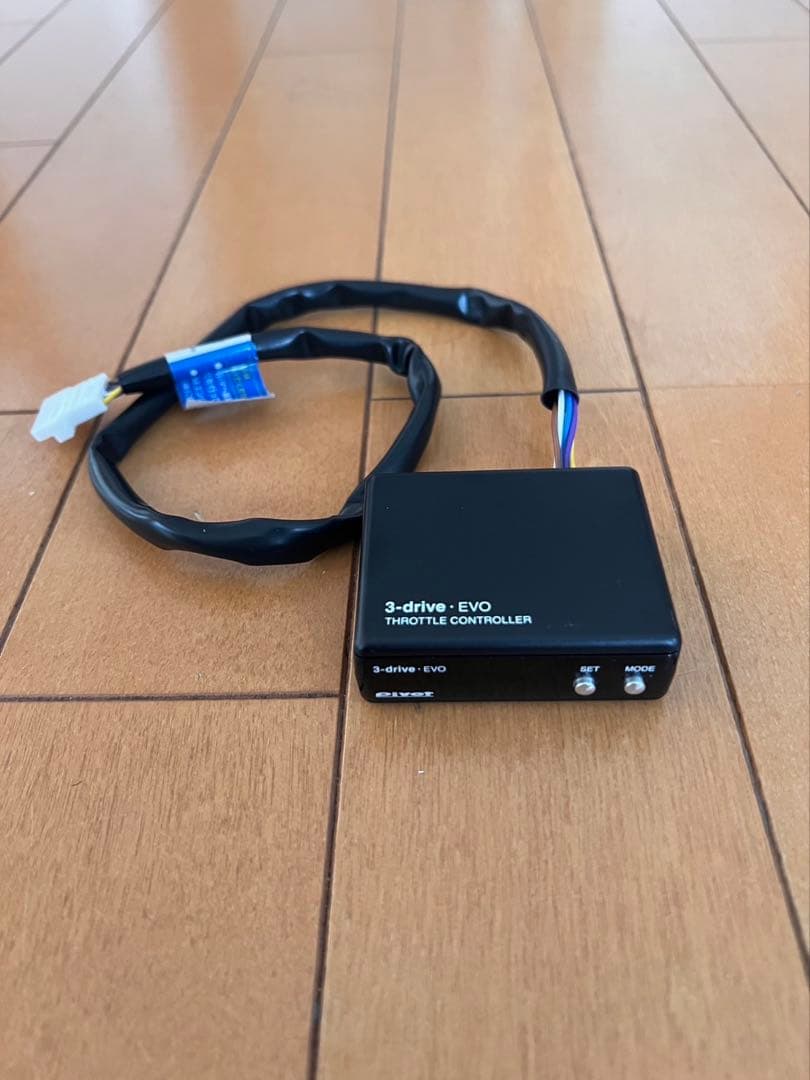 スバル系　PIVOT スロットルコントローラー 本体＋ハーネスセット