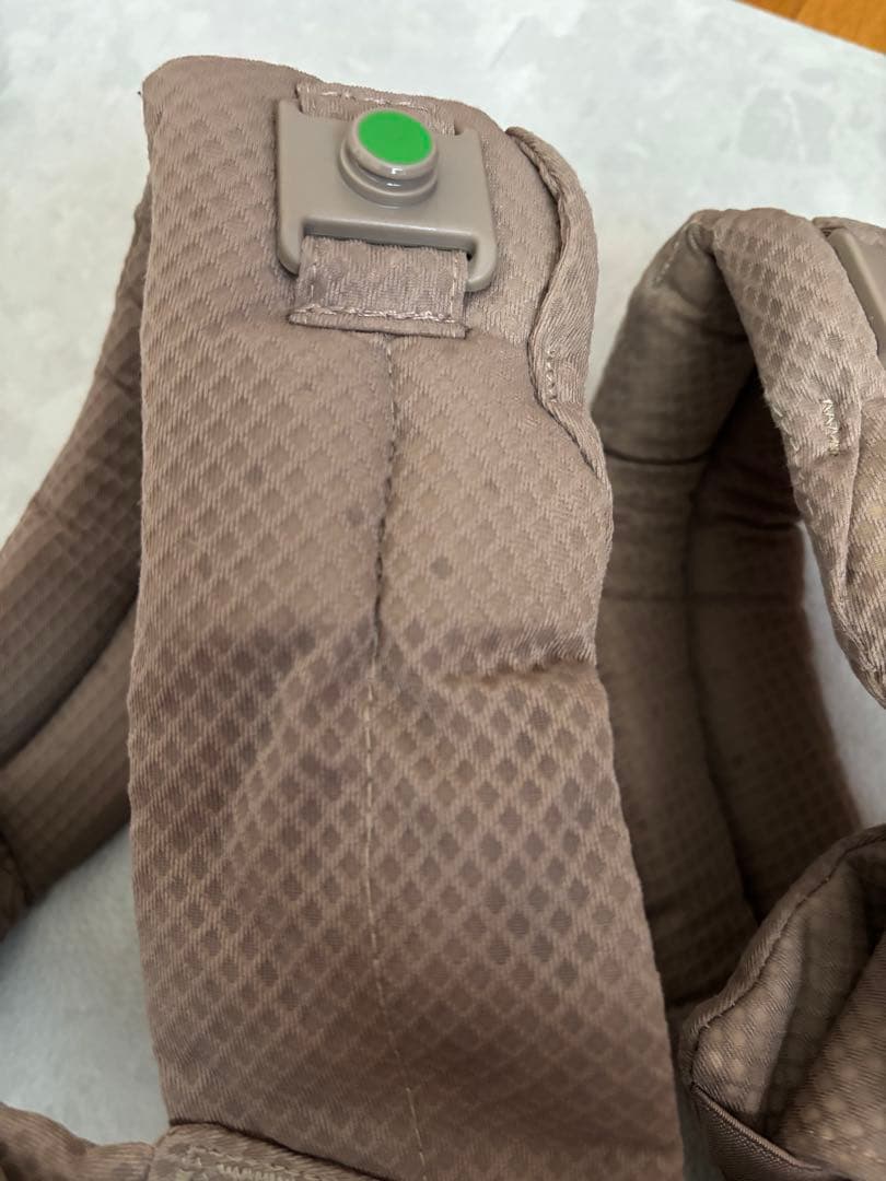 美品　NUNA CUDL clik ヌナ　カドルクリック　マッシュルーム