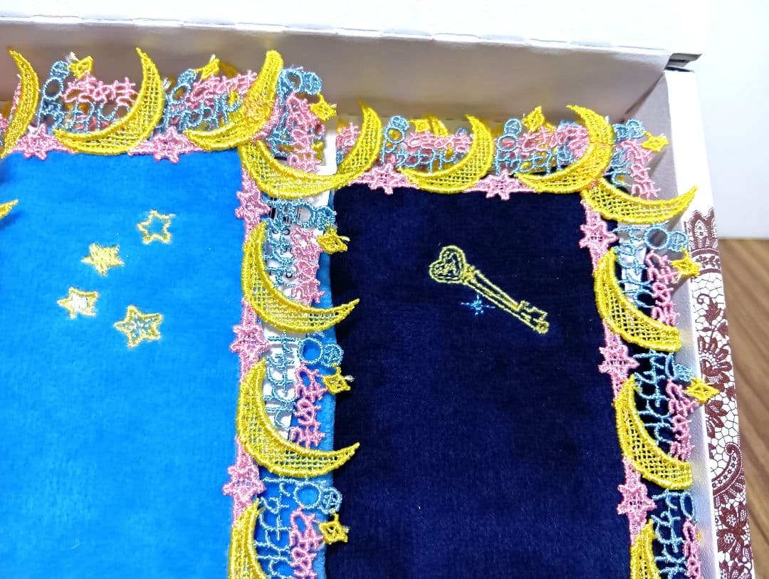 M*3様 【新品未使用】　ときめきトゥナイト　近沢レース店　タオルハンカチ　3色