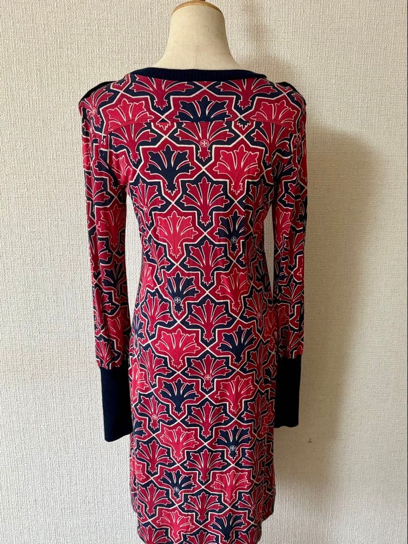 ❤️TORY BURCH シルク混　憲章付き　ロゴボタン　総柄　XS