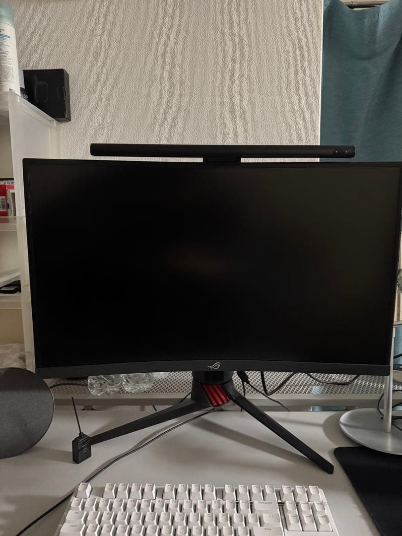 ディスプレイ・モニター本体 ASUS ROG STRIX XG27VQ 144hz