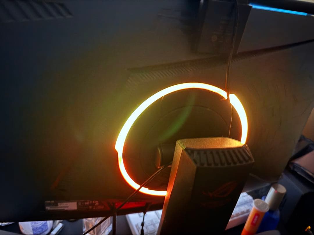 ディスプレイ・モニター本体 ASUS ROG STRIX XG27VQ 144hz