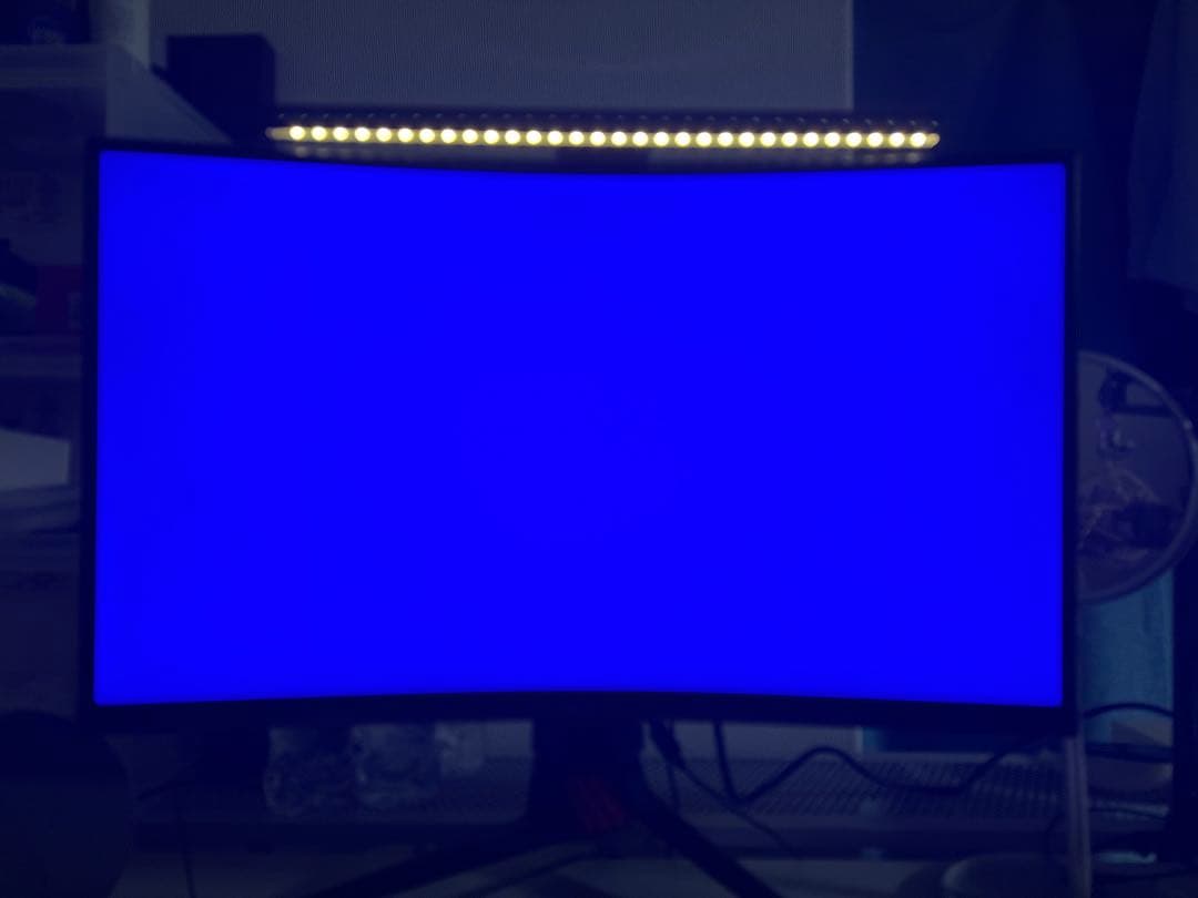 ディスプレイ・モニター本体 ASUS ROG STRIX XG27VQ 144hz