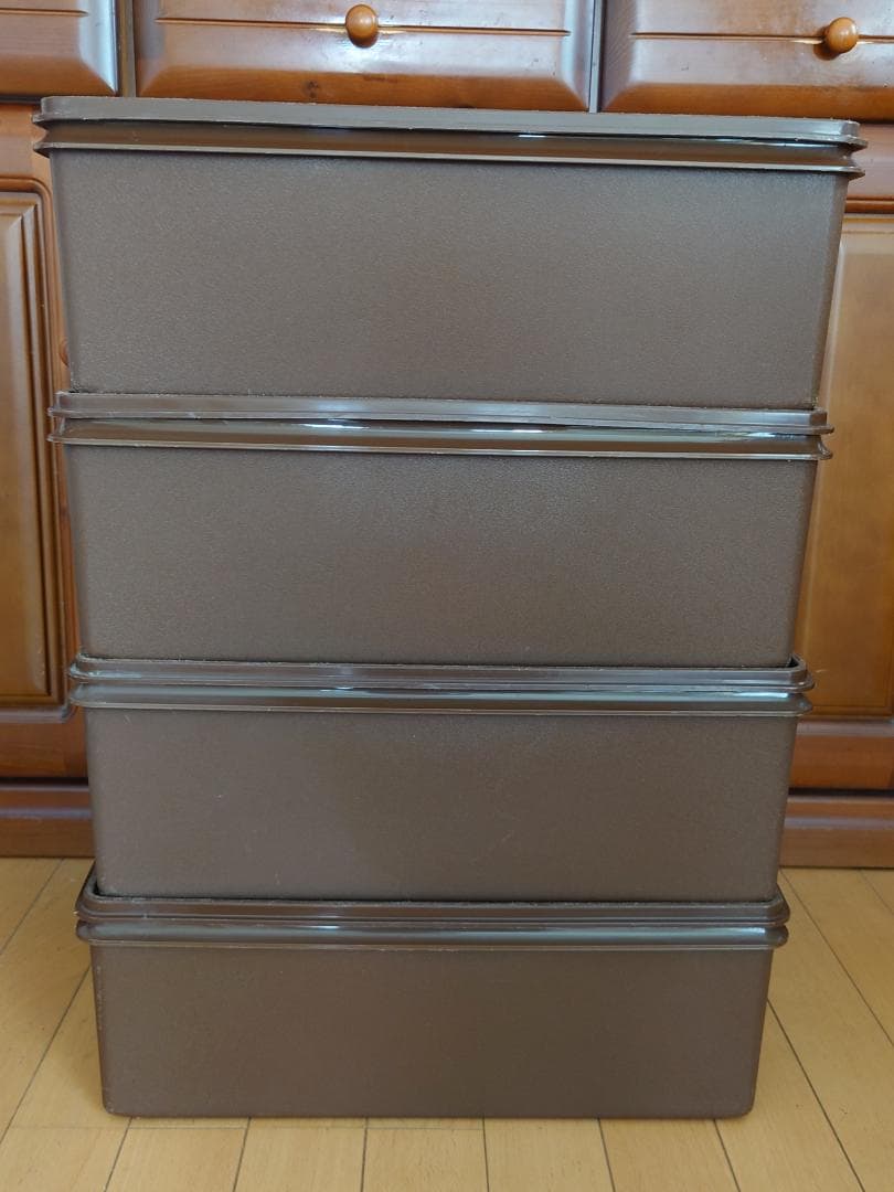 Ouioui　 タッパーウェア スーパーケース ブラウン4個ブラック3個