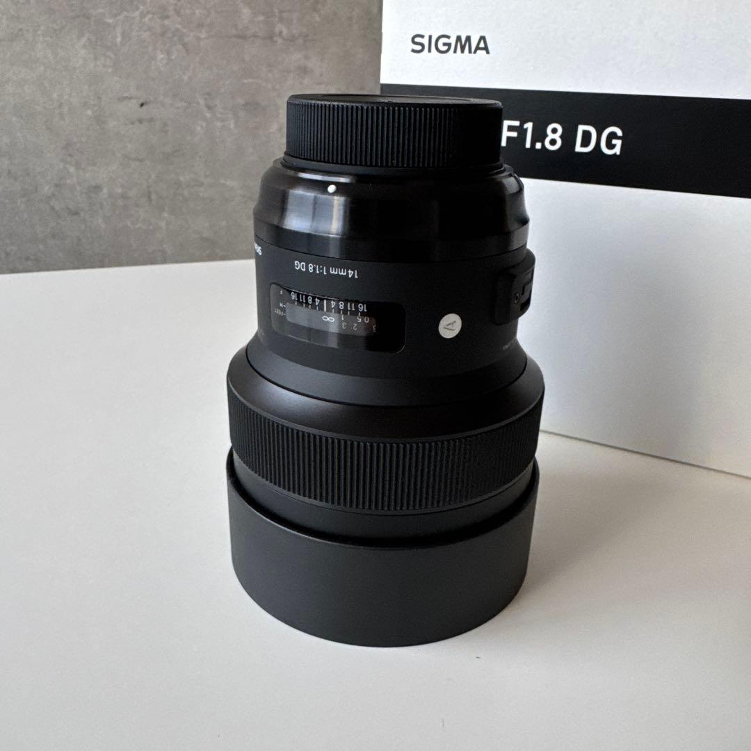 (修理済み)SIGMA 14mm F1.8 DG Art レンズ　ニコン