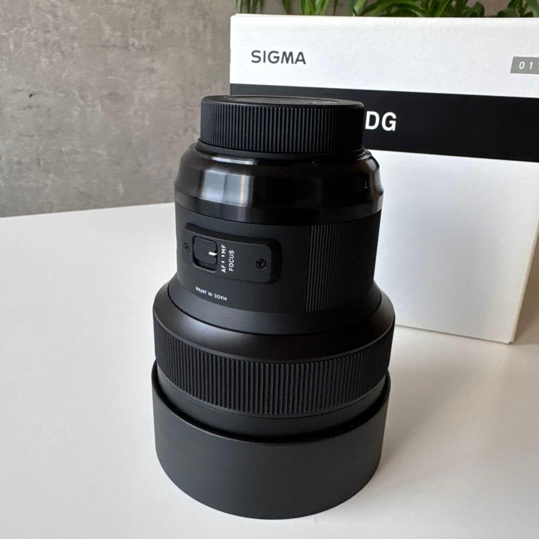 (修理済み)SIGMA 14mm F1.8 DG Art レンズ　ニコン