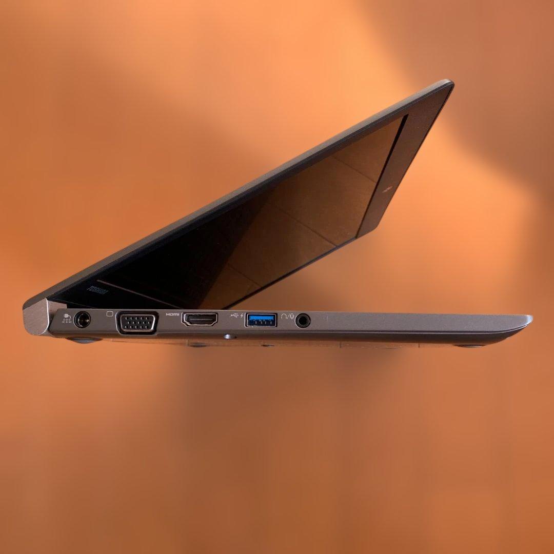 ✨SSD256G✨8G✨Microsoft Office✨8世代i3✨Win11