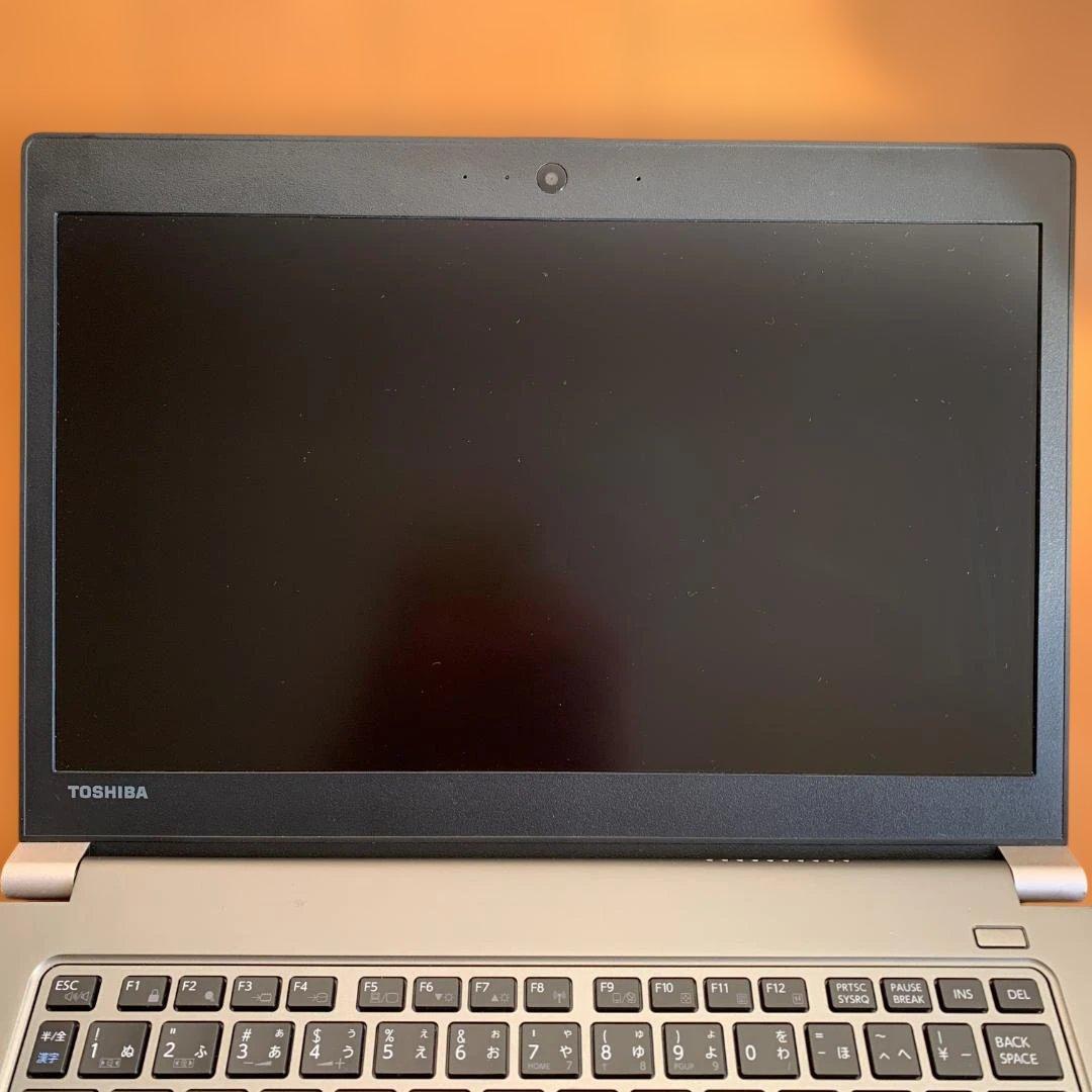 ✨SSD256G✨8G✨Microsoft Office✨8世代i3✨Win11