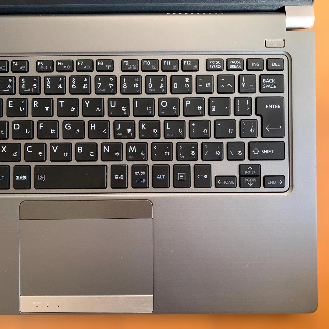 ✨SSD256G✨8G✨Microsoft Office✨8世代i3✨Win11