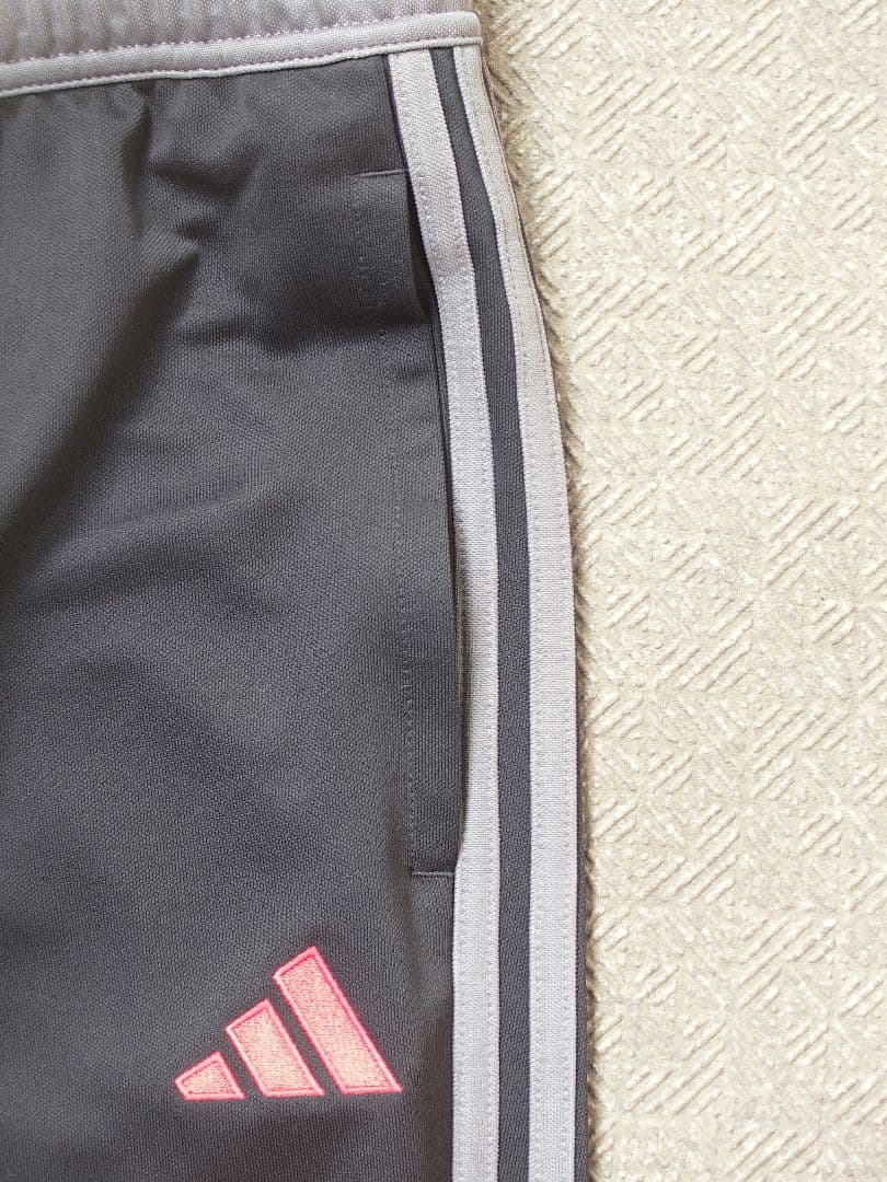 アルバルク東京 2025-26 adidas ウォームアップパンツ ジャージ