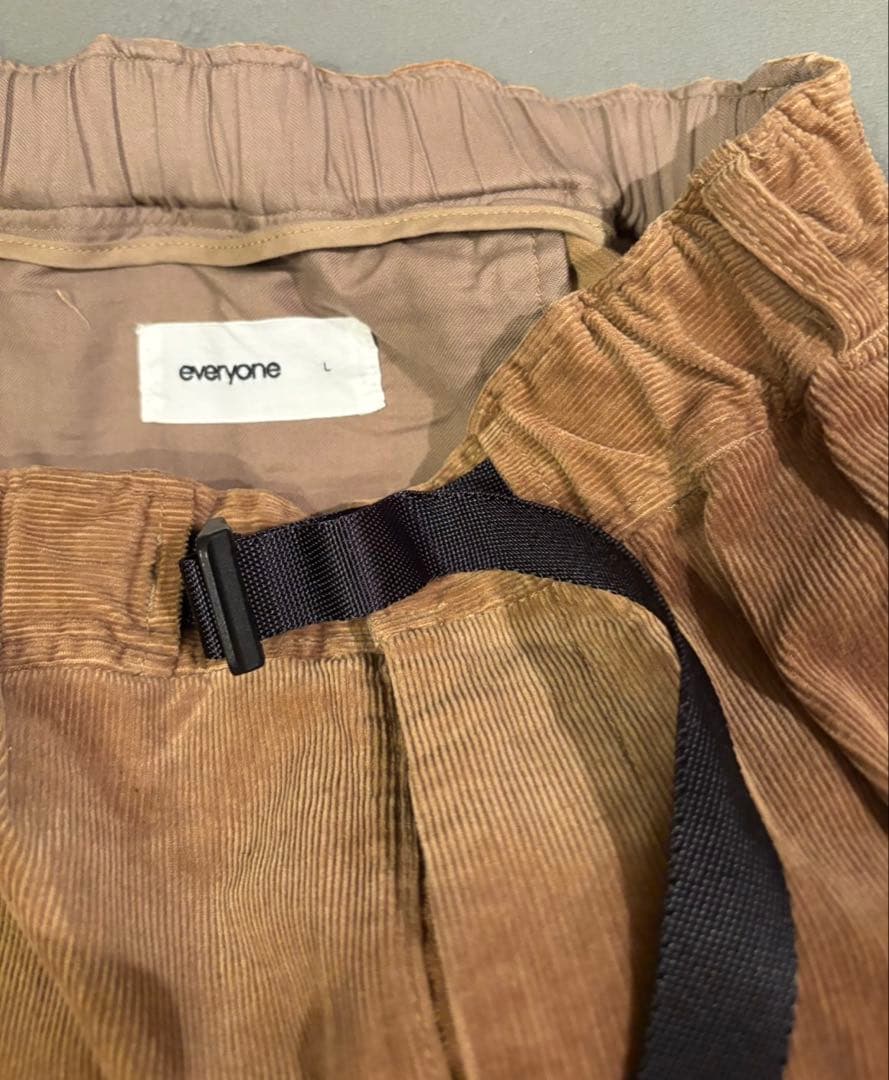 パンツ everyone corduroy belted easy pants