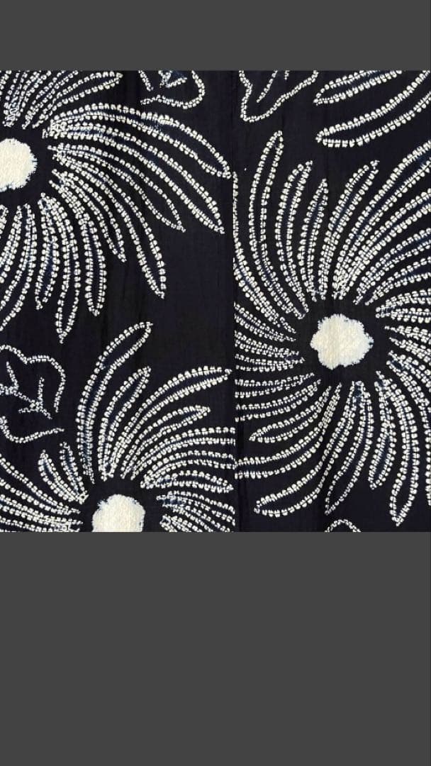 有松鳴海絞り 紺地 大胆な畝り菊花模様 レア物 特注一点物