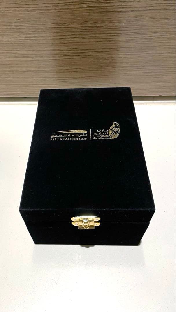 サウジアラビア アルウラ ALULA ファルコンカップ 記念品 ①開封済み