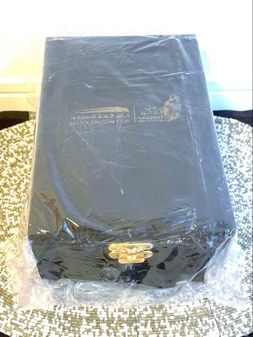 サウジアラビア アルウラ ALULA ファルコンカップ 記念品 ①開封済み