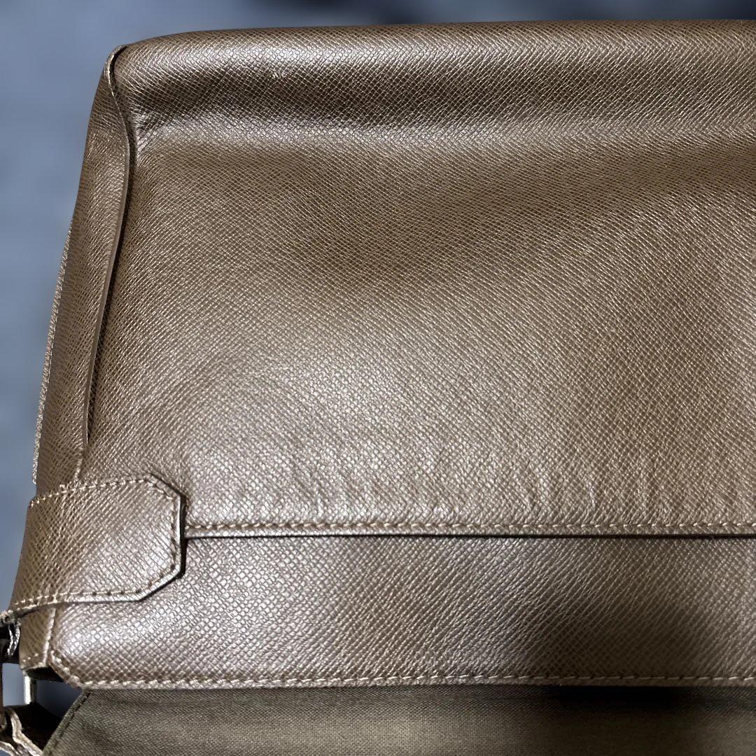 ルイヴィトン ロマン PM タイガ ショルダーバッグ M32852