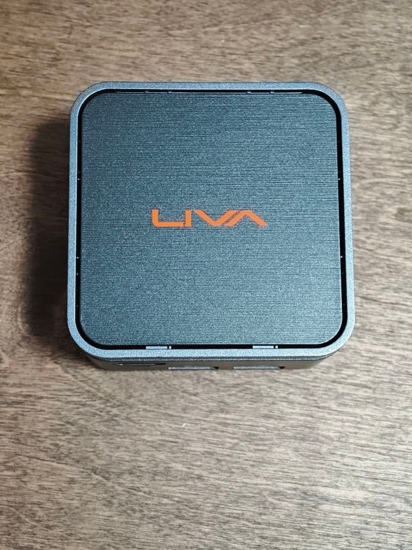超小型デスクトップパソコン LIVA Q2 N4100