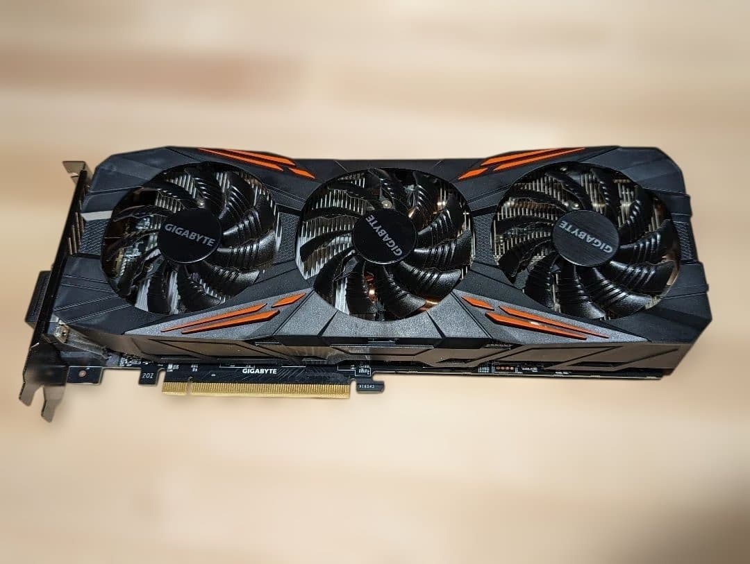 GIGABYTE GTX 1070 グラフィックボード