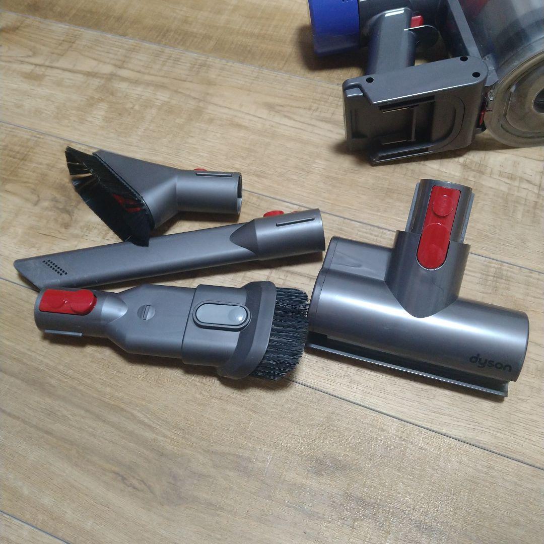 Dyson キャニスター掃除機 ノズル4種付き、マキタ18v仕様