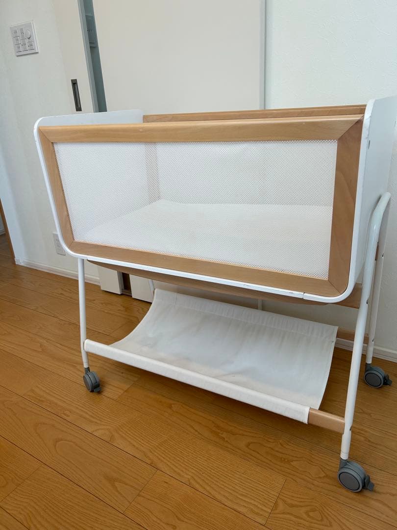 ワゴン2 ベビーベッド　リリワゴンⅡ 　ホワイトlili wagonヤマトヤ