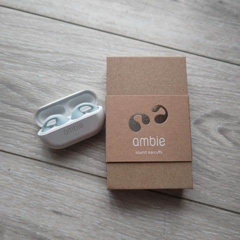 ヘッドホン ambie SOUND EARCUFFS