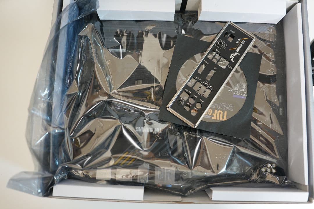 ASUS TUF GAMING B550-PLUS マザーボード