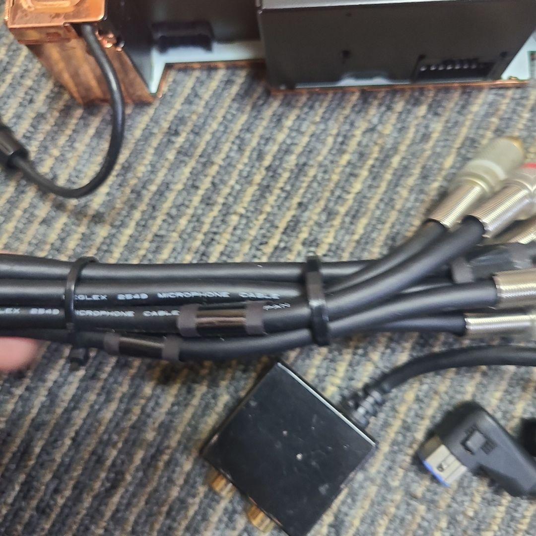 パイオニア DEH-P01と RCA出力 ハーネス MOGAMI 2549