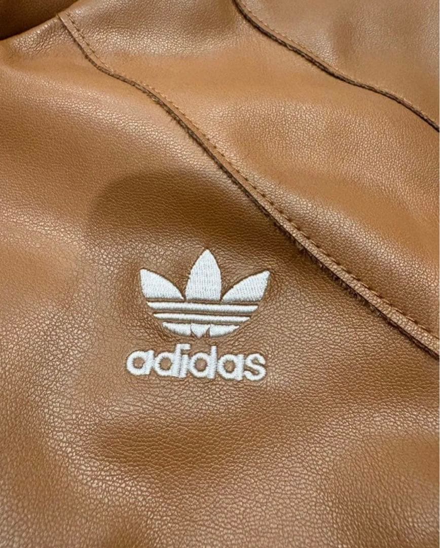 【美品】adidasオリジナル　フェイクレザージャケット　ブラウン　Lサイズ