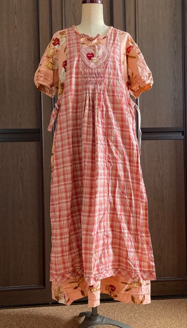 ピンクハウス　半袖 パフスリーブ ワンピース くまちゃん うさぎちゃん