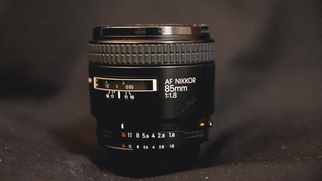 ニコン AI AF Nikkor 85mm f/1.8D