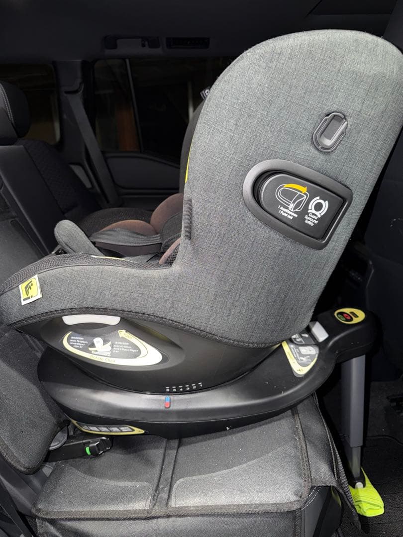 Joie 車用チャイルドシート グレー