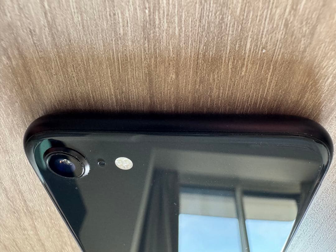 Apple iPhone SE (第2世代) ブラック 64GB