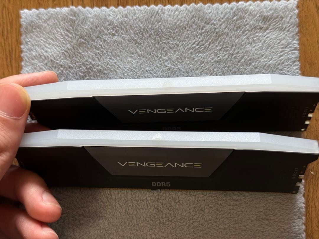 メモリー Corsair DDR5 6400 16*2 32GB