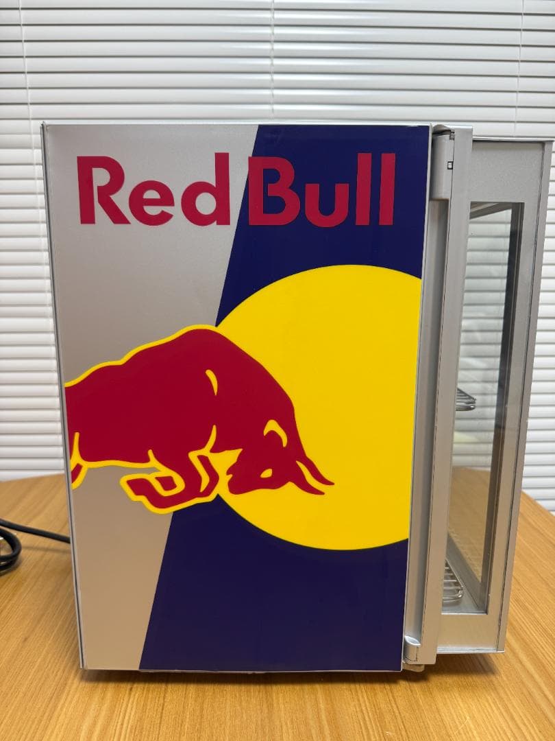 RedBull 冷蔵庫 状態良好