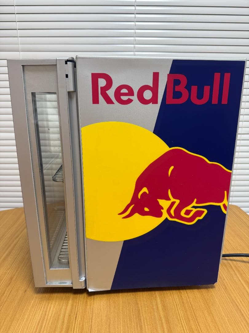 RedBull 冷蔵庫 状態良好