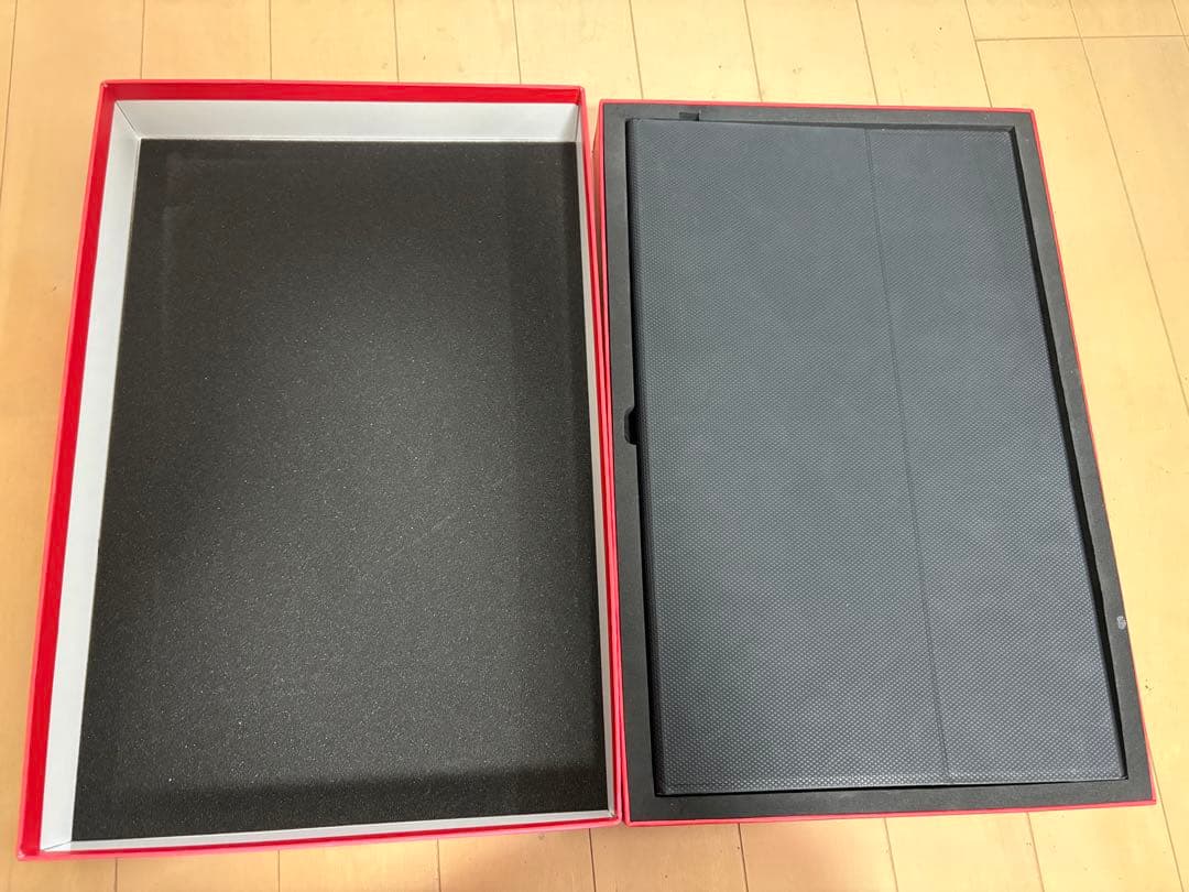 IRIS OHYAMA LUCA 折りたたみ式ディスプレイ