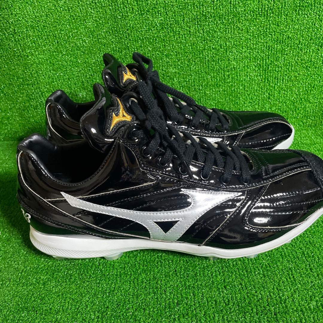 【27.0】 糸原健斗選手 阪神タイガース プロ支給品 スパイク プロ野球