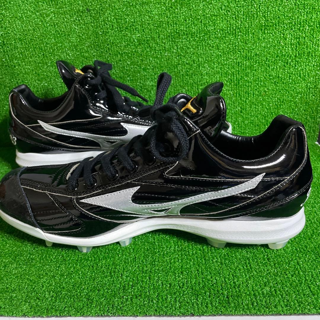 【27.0】 糸原健斗選手 阪神タイガース プロ支給品 スパイク プロ野球