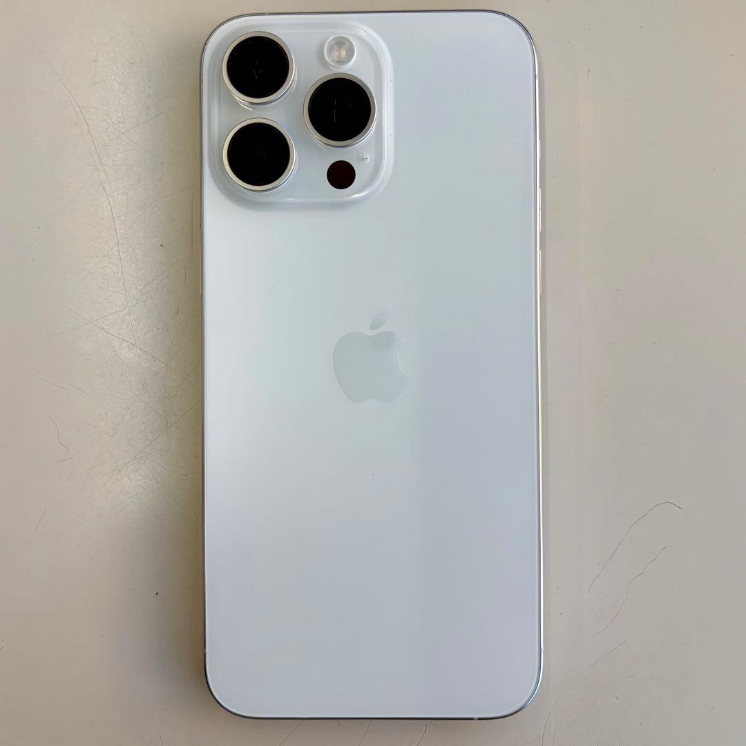Apple iPhone 15 Pro Max 256GB 本体