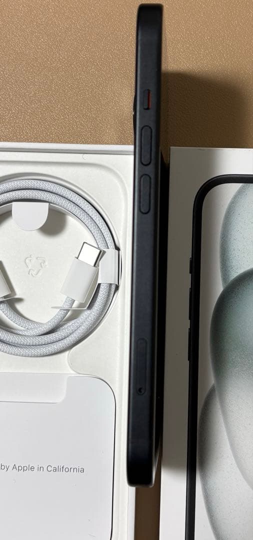 Apple iPhone 15 128gb ブラック　本体