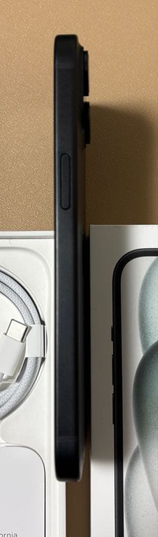 Apple iPhone 15 128gb ブラック　本体