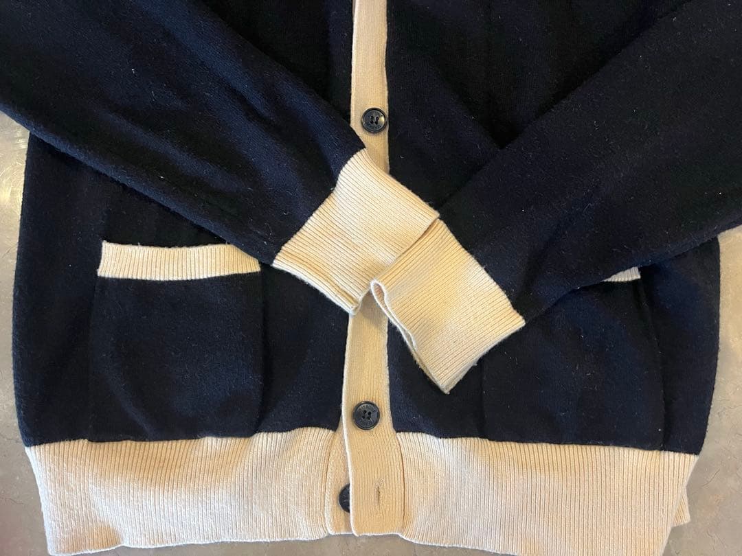 メゾン キツネ フォックスパッチ バイカラー クラシック カーディガン