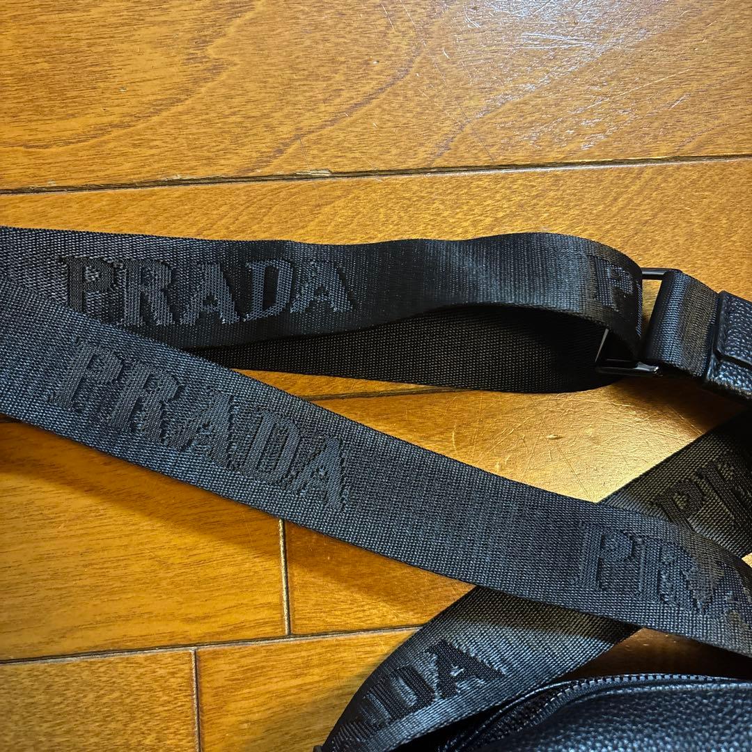最終値下げ‼️ノベルティ！！PRADA ブラックショルダーバッグ