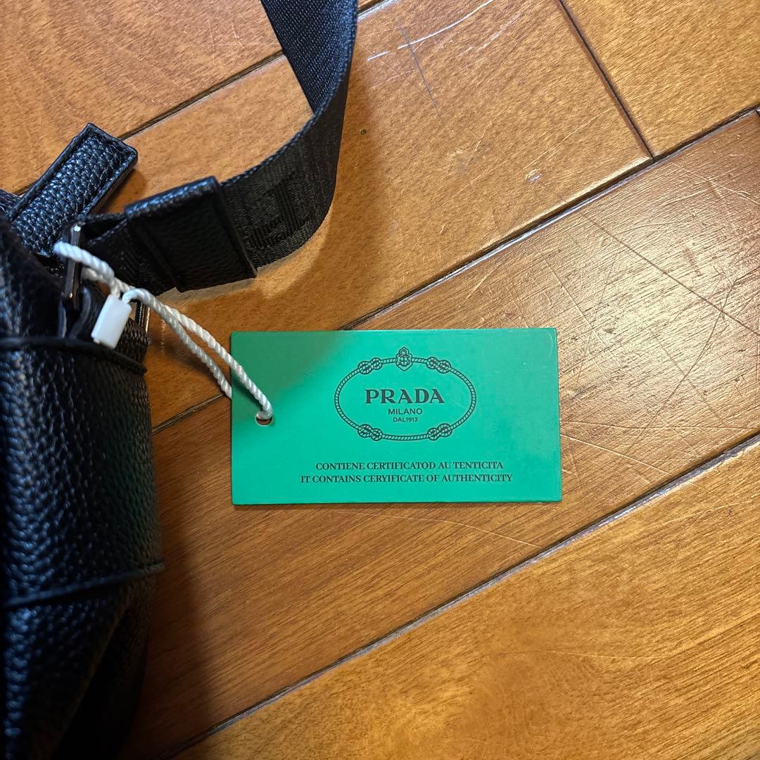 最終値下げ‼️ノベルティ！！PRADA ブラックショルダーバッグ