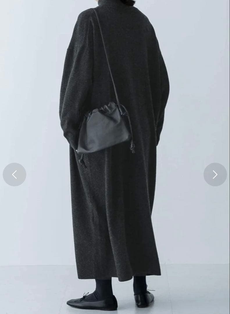 新品タグ付　かぐれ　ラムウールニットワンピース　チャコール　0size 完売