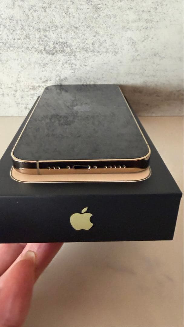 ［美品］iPhone13 Pro SIMフリー