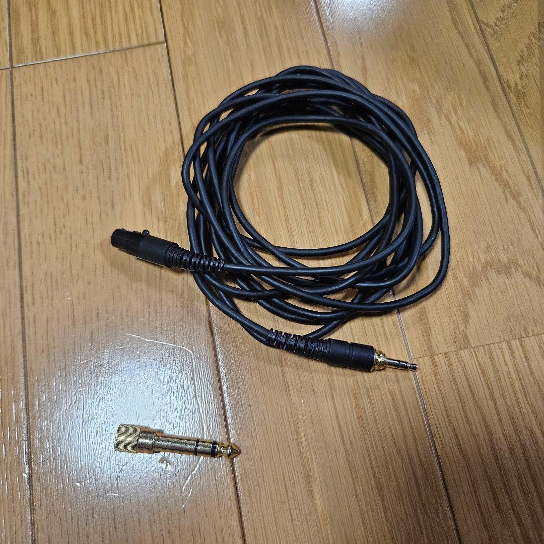 ヘッドホン AKG K702-Y3